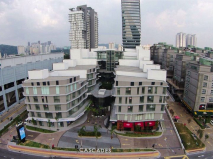 CASCADES (KOTA DAMANSARA) Infra Segi Sdn Bhd